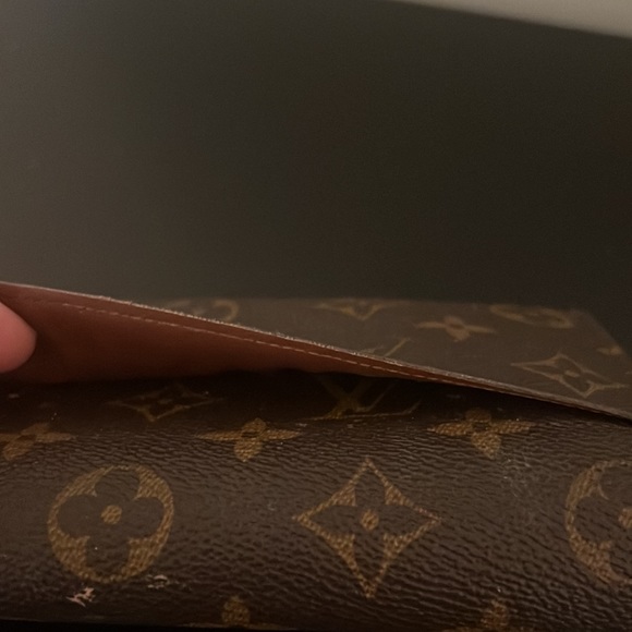 Authentic Louis Vuitton Sarah wallet - Picture 3 of 7